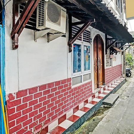 Spot On 91915 Homestay Superman Yogyakarta Exterior photo